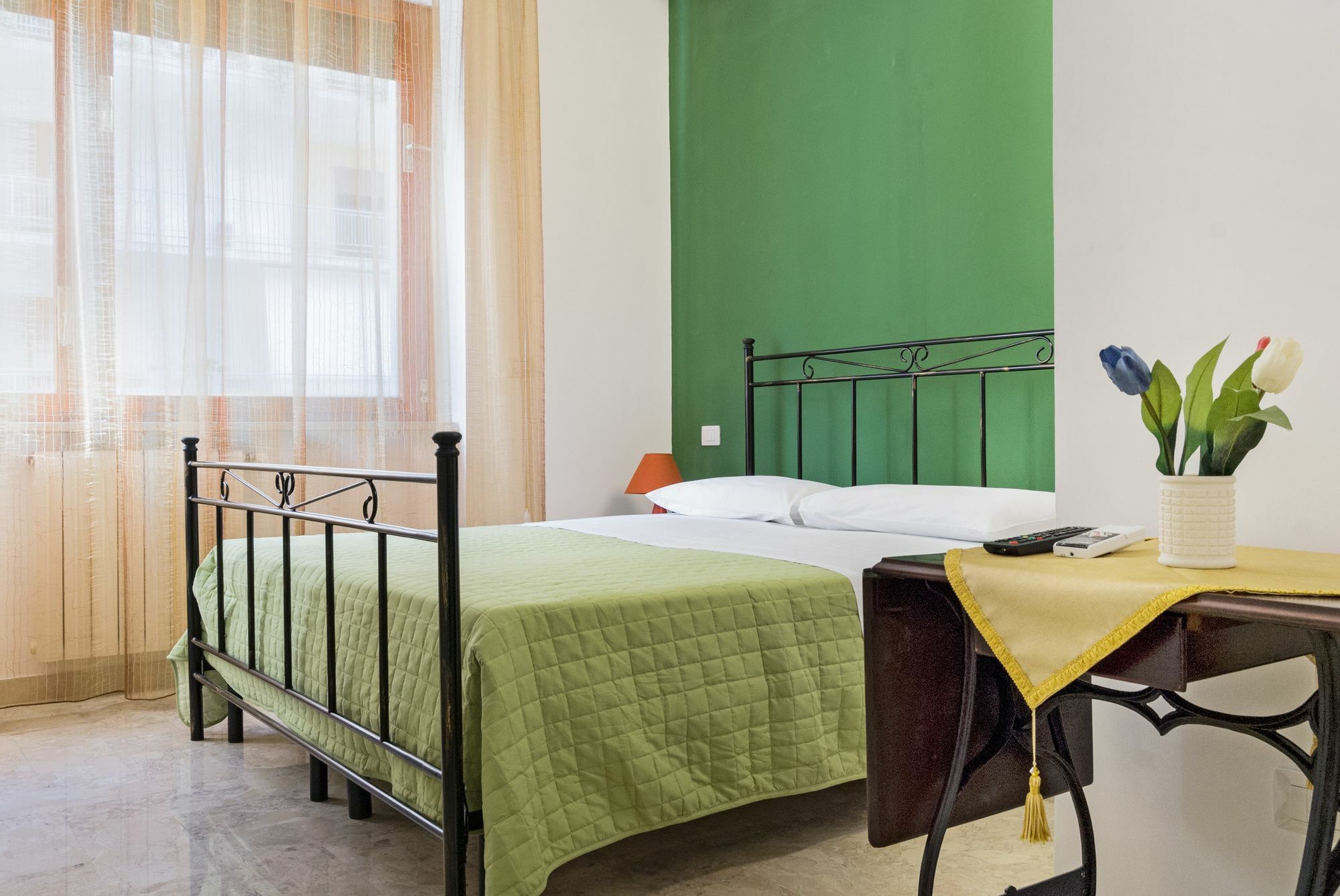 Il Tacco Dello Stivale Bed & Breakfast Lecce Bagian luar foto